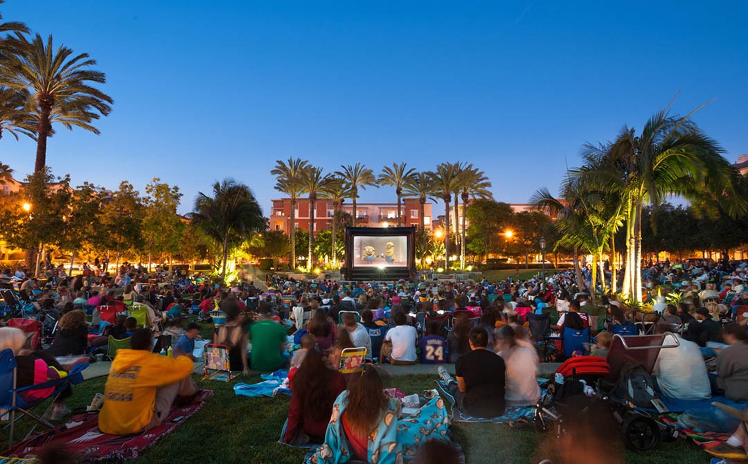 » Playa Vista Movies in the Park at Concert Park