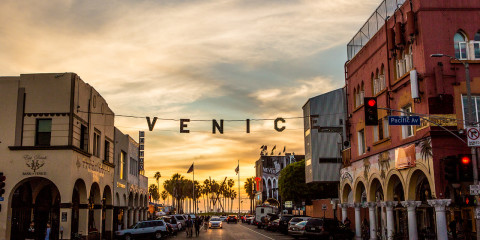 2017 Venice Sign Holiday Lighting.  Photo by VenicePaparazzi.com