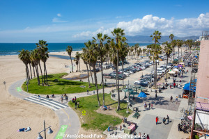 Venice Beach Fun.  © VenicePaparazzi.com